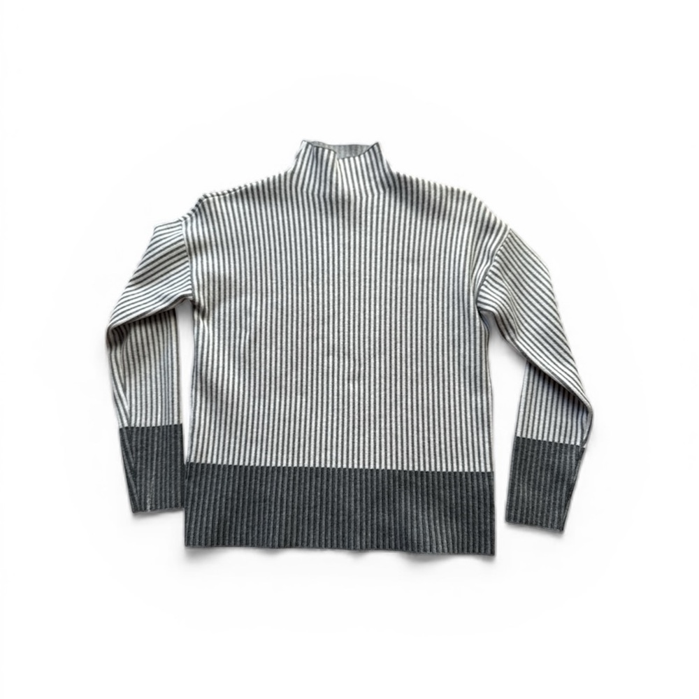 Rachel Zoe Gray and‎ White Striped Colorblock Soft Turtleneck Sweater
